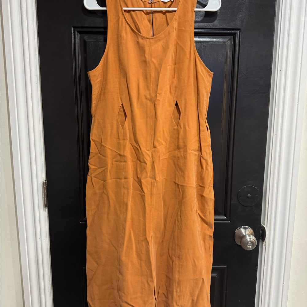 BCBGeneration Sleeveless Rust Midi Dress